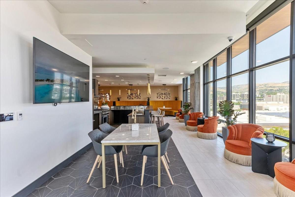 Downtown Lux Bldg - Rooftop Pool-Hottub - King Bed سالت ليك سيتي المظهر الخارجي الصورة